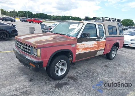 1985 Chevrolet S Truck S10 z USA, uszkodzony, nr VIN 1GCCS14S9F2134284
